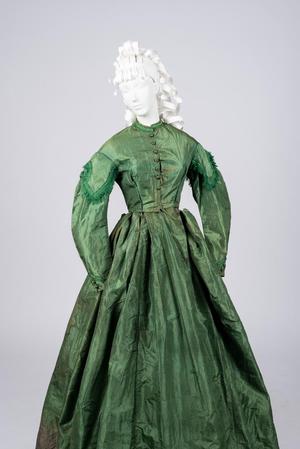 Primary view of object titled 'Walking dress'.