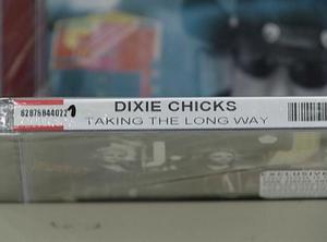 [News Clip: Exclusive Tour Edition of Dixie Chicks' "Taking the Long Way" Album Arrives on Shelves]