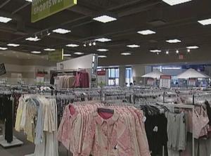 [News Clip:  Exploring Bargain Shopping and the Art of Being a Budget Fashionista]