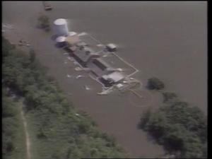 [News Clip: St. Louis Floods]