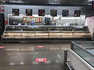 [Photograph of the Meat Department at a Local HEB Grocery Store in Corpus Christi, Texas Around the Time of a Severe Winter Storm]