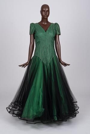 Primary view of object titled 'Green evening dress'.