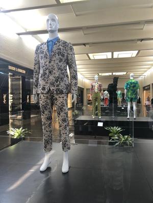 ["Herbarium" print suit by Alessandro Michele]