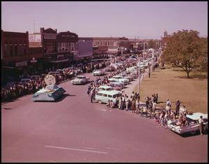 [1961 Homecoming Parade]