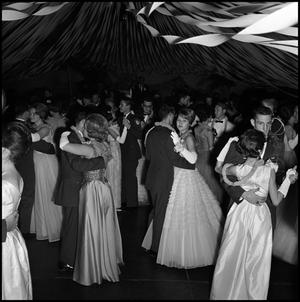 [AFROTC Military Ball, March 7, 1964]