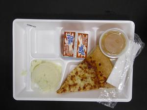 Student Lunch Tray: 02_20110208_02B6167