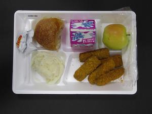 Student Lunch Tray: 02_20110208_02B6180