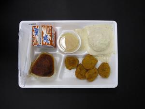 Student Lunch Tray: 01_20110217_01B6049