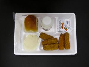 Student Lunch Tray: 02_20110329_02B5830