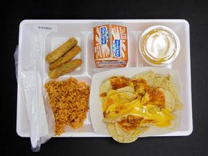 Student Lunch Tray: 01_20110330_01C5902