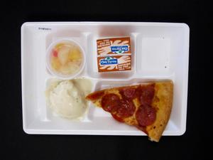 Student Lunch Tray: 01_20110401_01B5971