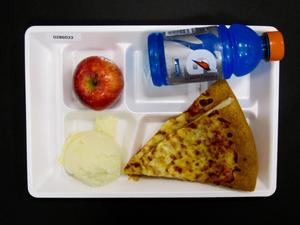 Student Lunch Tray: 02_20110411_02B6033