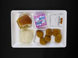 Student Lunch Tray: 01_20110413_01B6129