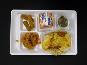 Student Lunch Tray: 01_20110413_01C5950