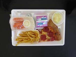 Student Lunch Tray: 01_20110415_01A6143