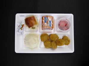 Student Lunch Tray: 01_20110415_01B5853