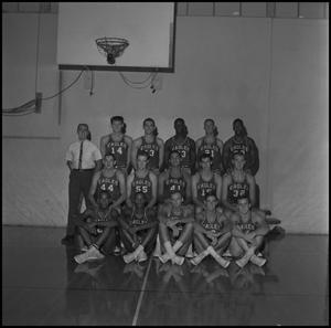 [1965 - 1966 Men's Basketball Team, 3]