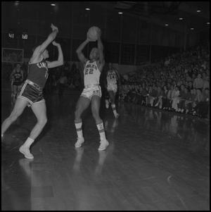 Primary view of object titled '[Basketball Game, NT vs University of Cincinnati, February 3, 1962]'.