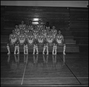 Primary view of object titled '[1964-1965 Men's Varsity Basketball Team, 3]'.