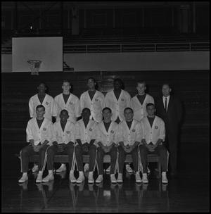 [1966 - 1967 Men's Basketball Team, 5]