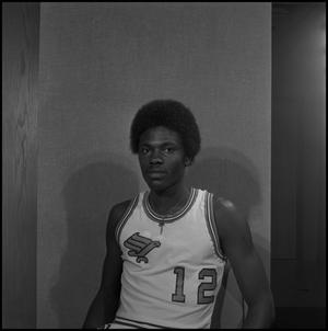 [1976 No. 12 Eagles basketball player, 2]