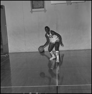 [Albert Jones NTSU Basketball]