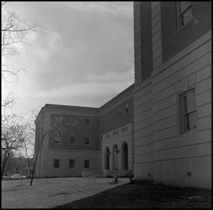 [Business Administration Building from south]