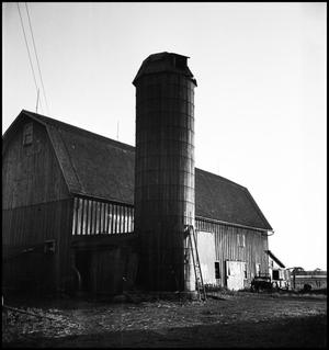 [Barn and silo, 4]