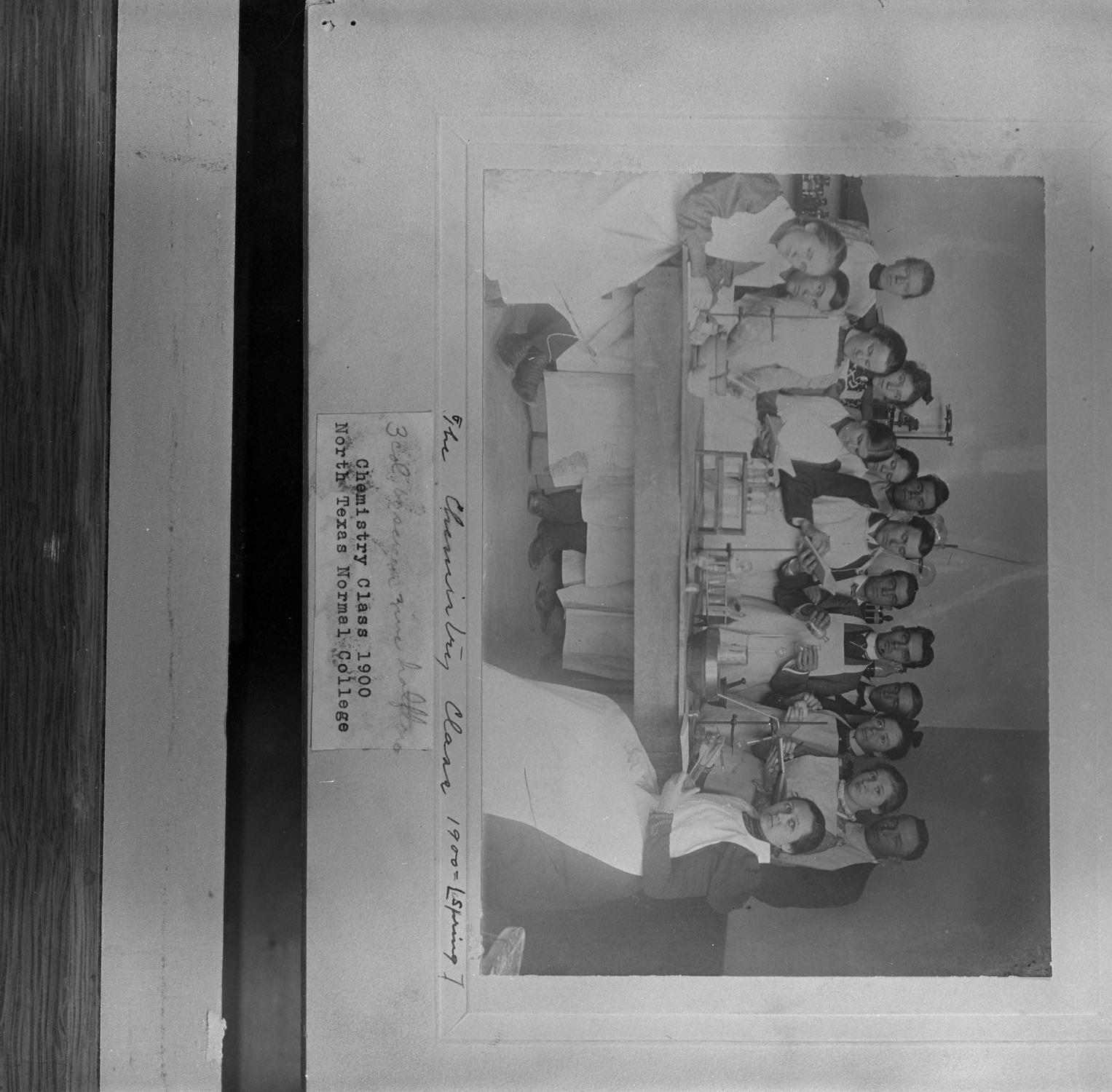 [1900 North Texas Normal College Chemistry class, 2]
                                                
                                                    [Sequence #]: 1 of 1
                                                
