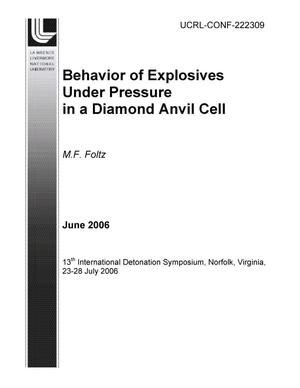 Behavior of Explosives Under Pressure in a Diamond Anvil Cell