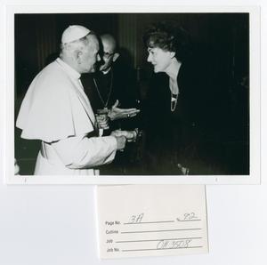 [Woman Shaking Hands with Pope John Paul II]