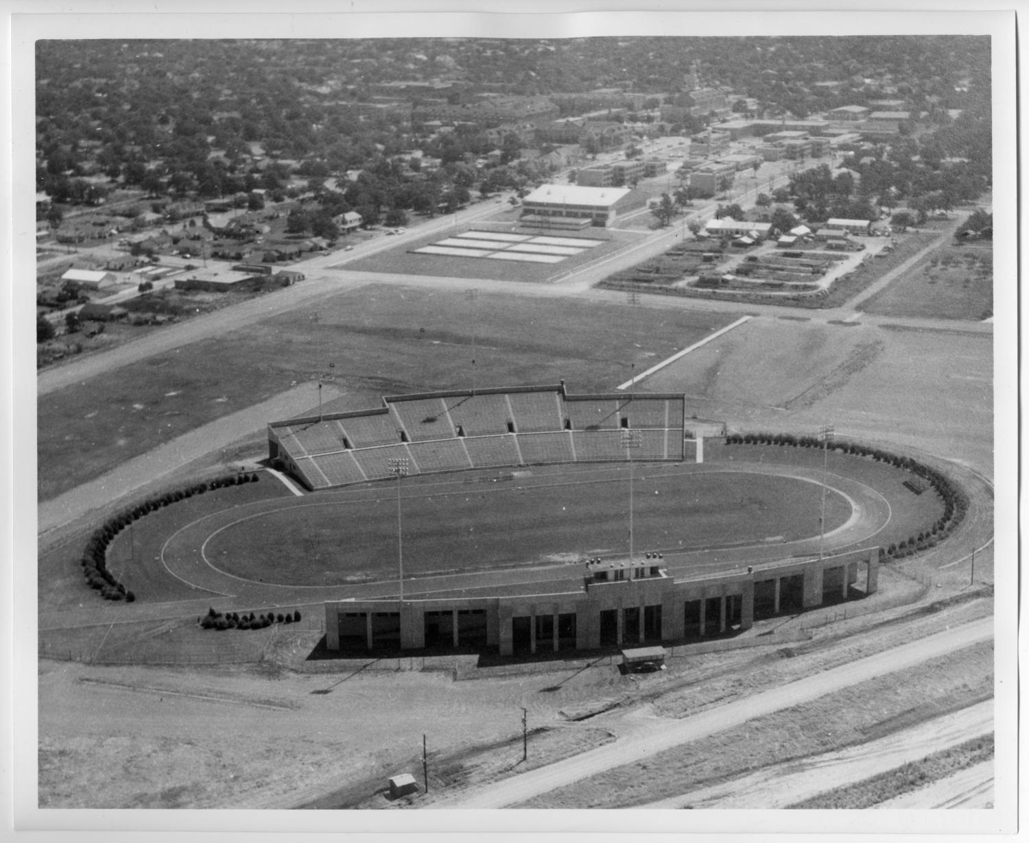 [Aerial Photograph of North Texas State College, Fouts Field Stadium, 1952]
                                                
                                                    [Sequence #]: 1 of 2
                                                