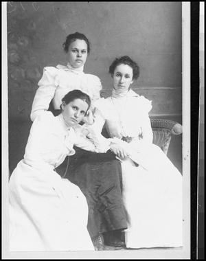 [Photograph of Lillie Moore, Ela Christian, and Elise Wright]