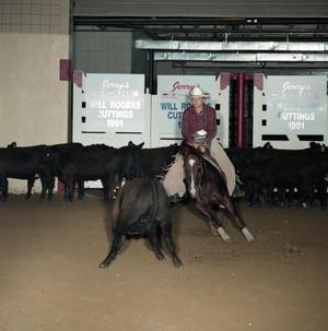 Cutting Horse Competition: Image 1991_D-26_10